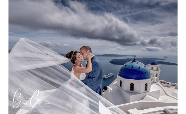 Laura and Mike’s Wedding in Santorini | Santorini Wedding Photographer | Cavo Ventus Wedding Photography